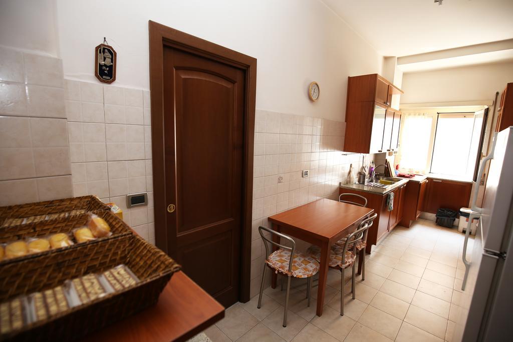 Anastasio II Bed & Breakfast ローマ 部屋 写真