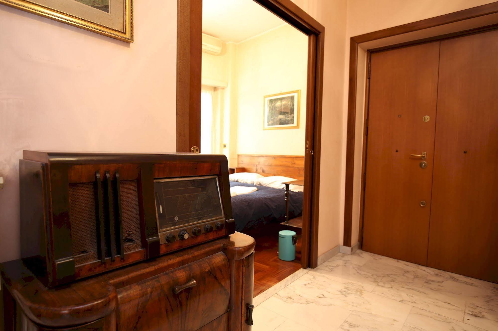 Anastasio II Bed & Breakfast ローマ エクステリア 写真